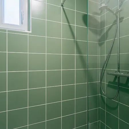 Stunning 1 Bedroom In * Paris