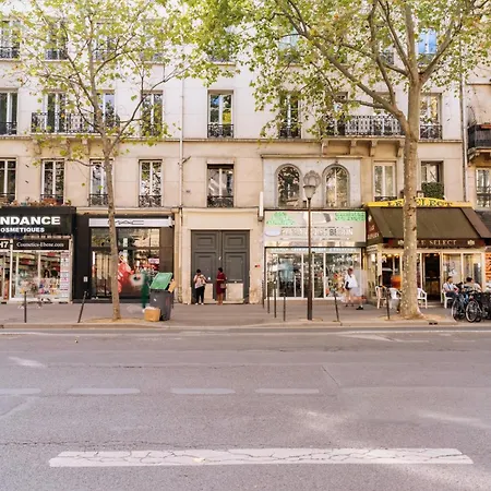 Stunning 1 Bedroom In