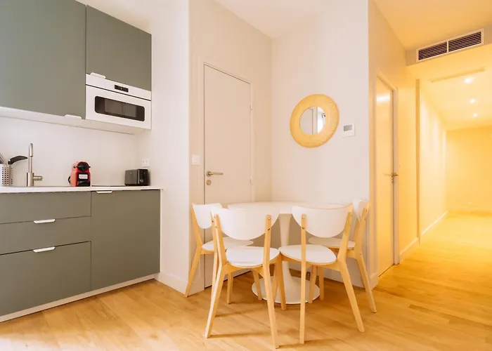 Stunning 1 Bedroom In